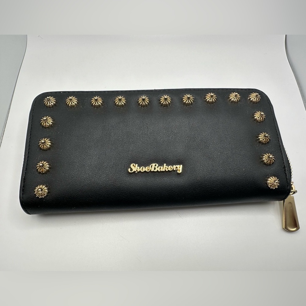 Shoe Bakery Gold Meringue Black Zip Around Wallet Pink Inside